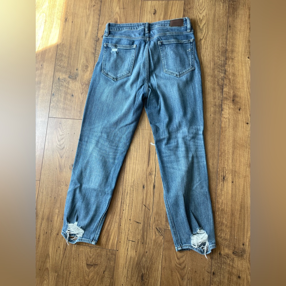 Blue Boyfriend Jeans with Distressed Cuffs